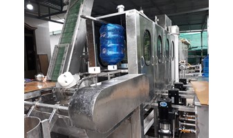 MÁY CHIẾT BÌNH 19 LÍT THEO YÊU CẦU - ĐIỆN CƠ XANH