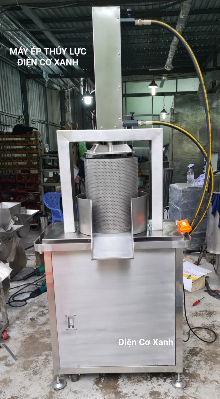 Máy ép thuỷ lực vắt nước cốt lá dứa