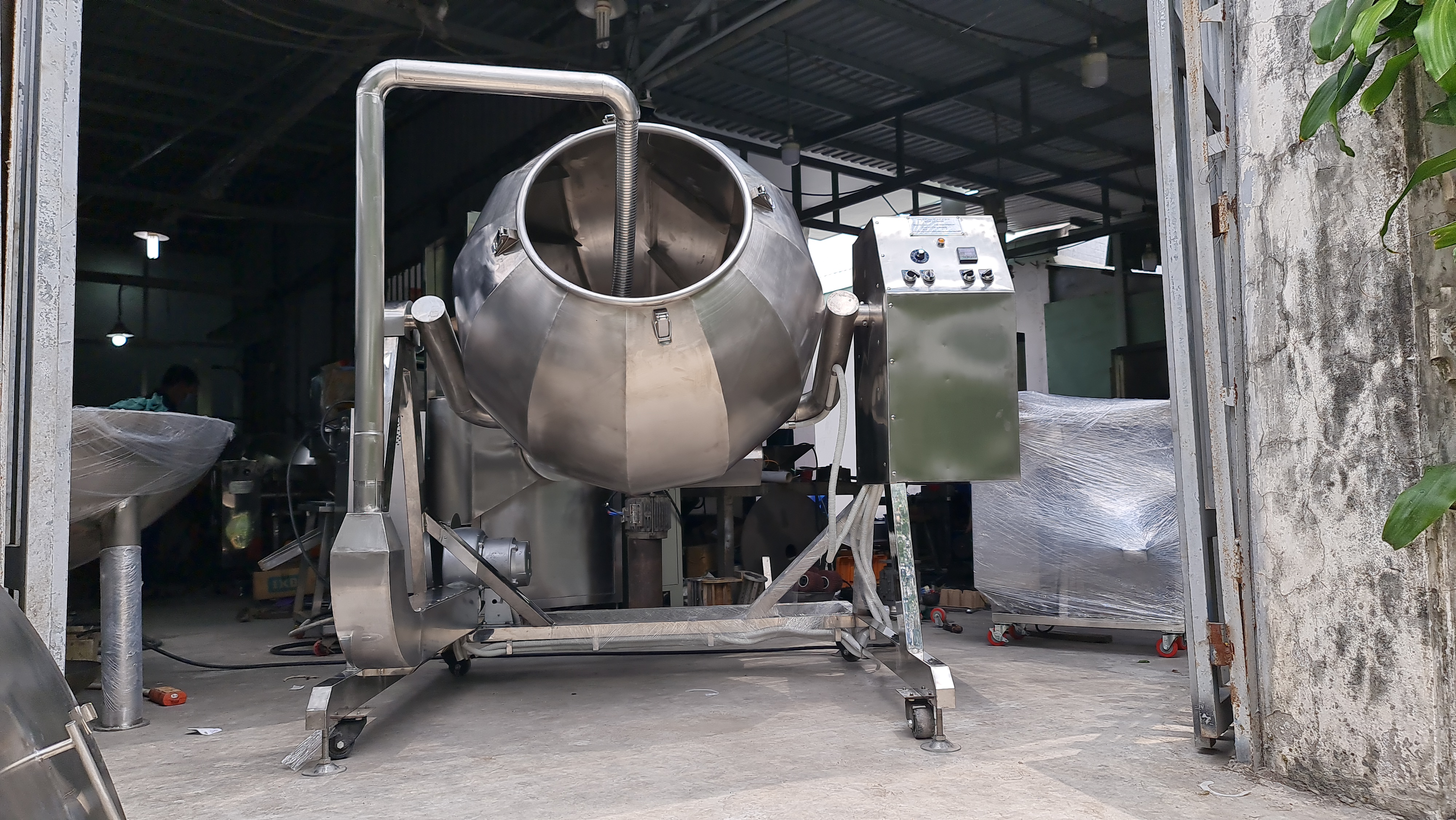 Máy tẩm ướp gia vị cho hạt sachi